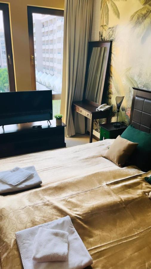 Private Apartament Vip In Royal Beach Слънчев бряг Екстериор снимка